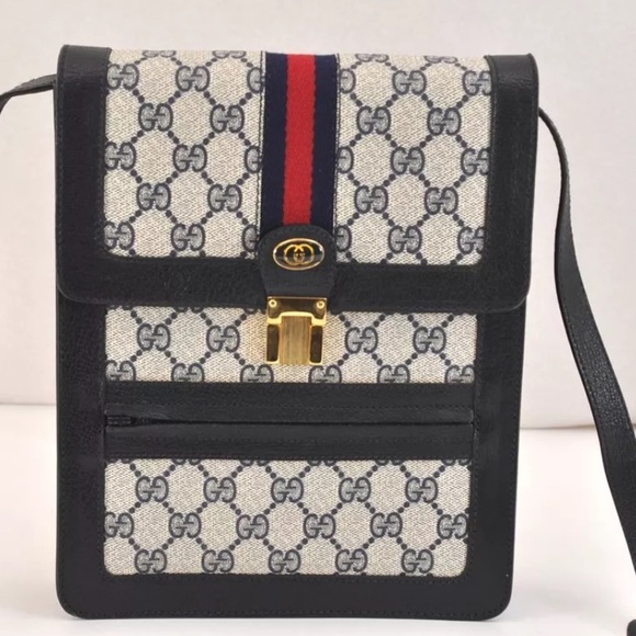 Authentic “Rare” GUCCI Sherry Line Shoulder Cross Bag GG PVC Leather Navy - Picture 2 of 16
